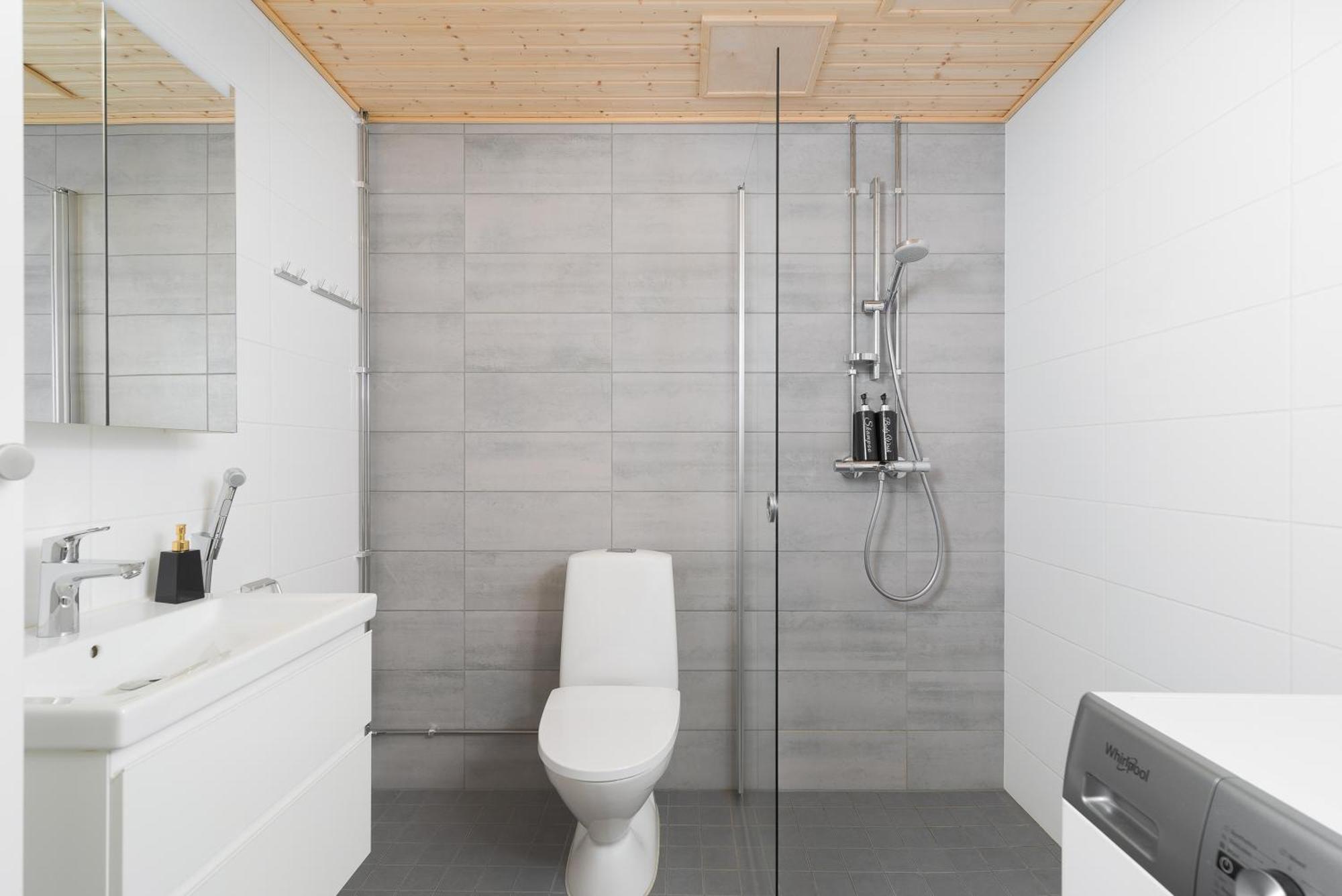 Apartment Rahulihomes Lutakko